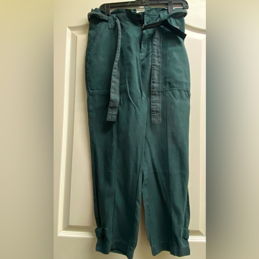 New with tags**Banana Republic cargo, ankle pants**
